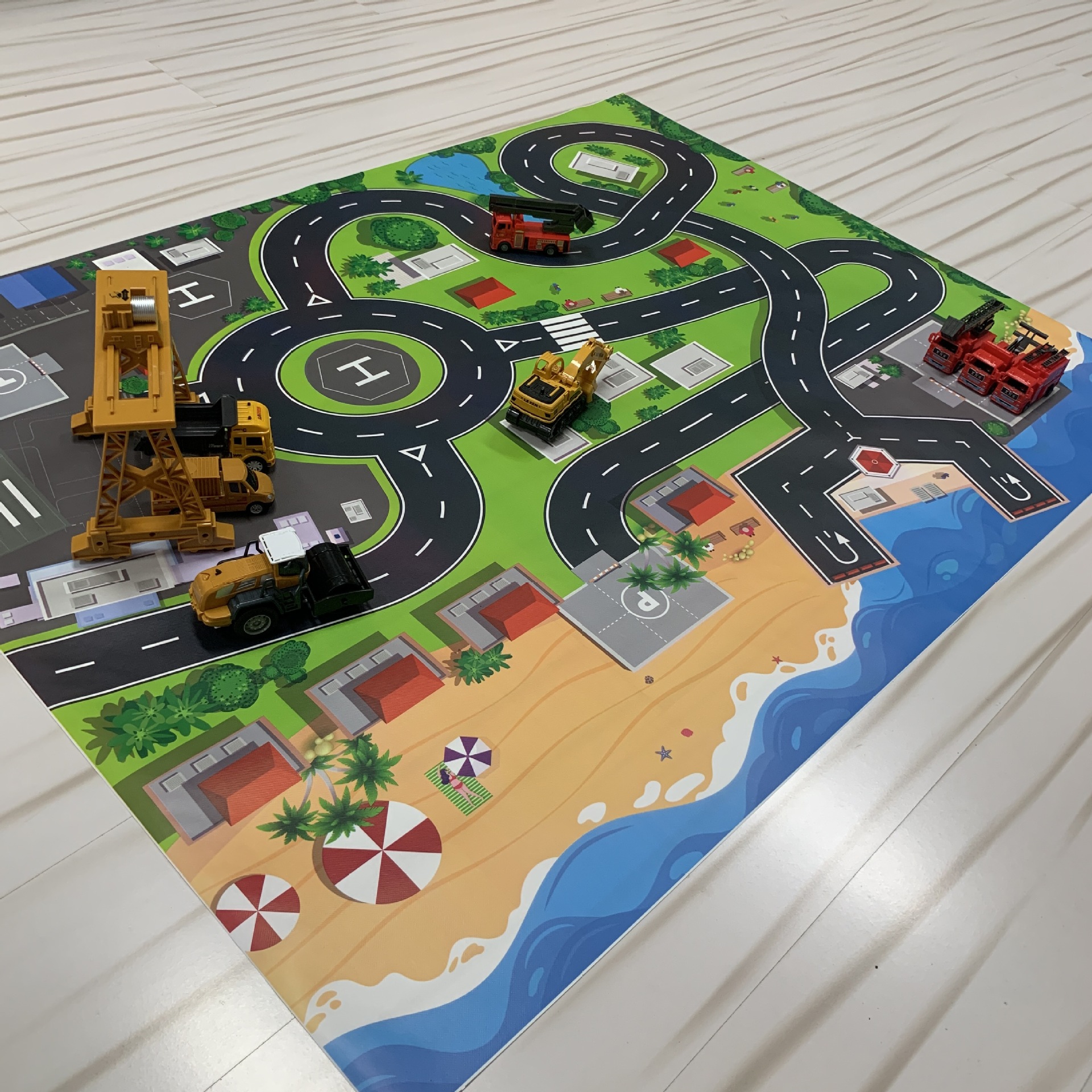 Factory wholesale children's cartoon play mats, traffic maps, educational game scene pictures, toys, board games, and matching assembly sets.