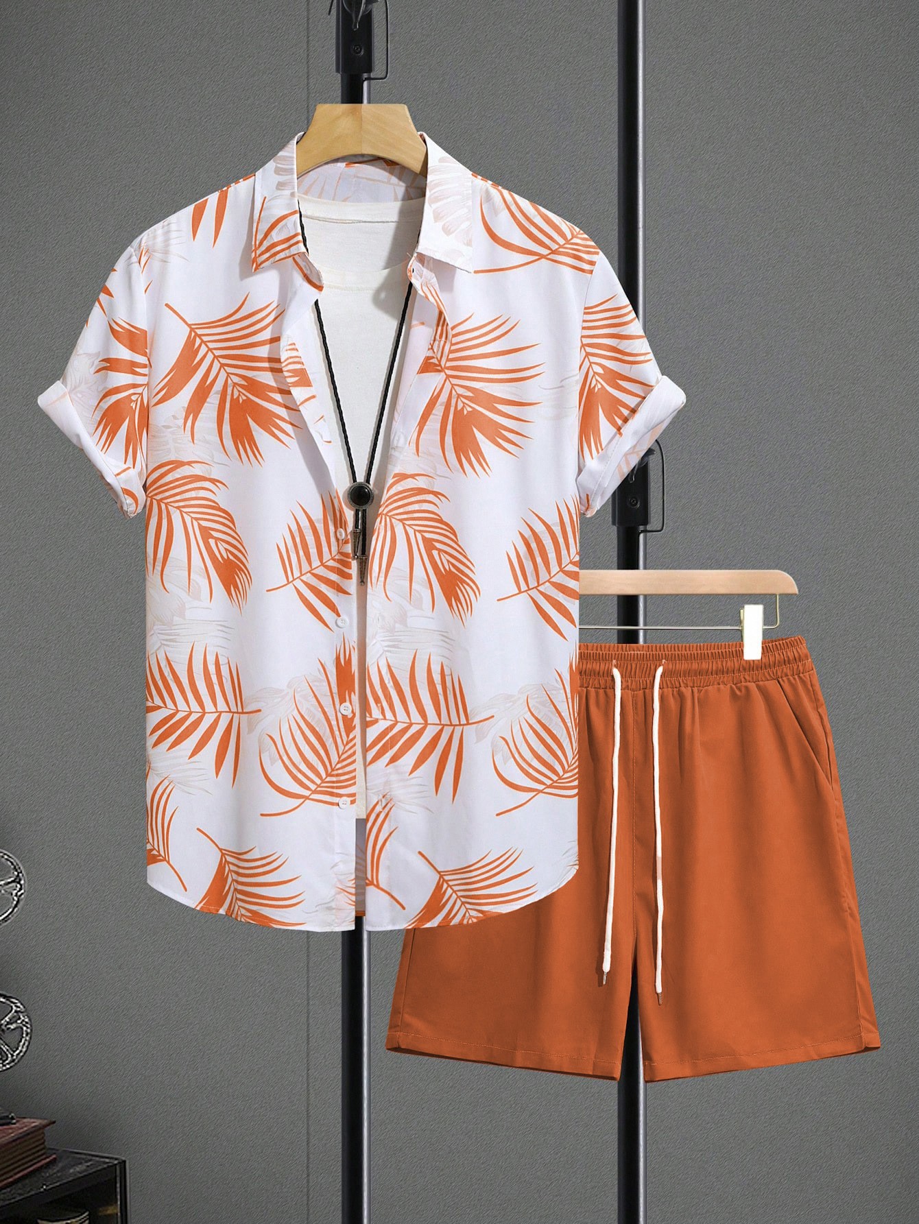 Transfronterizo amazónico hombre con solapa tropical hoja impresa camiseta pantalones cortos set de playa de vacaciones casuales set de dos piezas