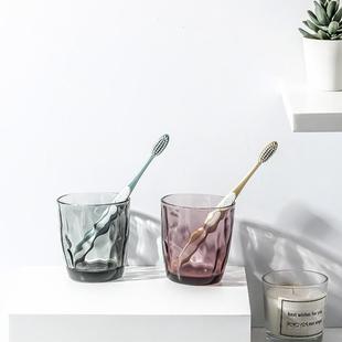 ���l��ʯɫ�ϼӺ���ˮ���Ƶ��e�^���ڱ���ˢ����֭��ơ�Ʊ�