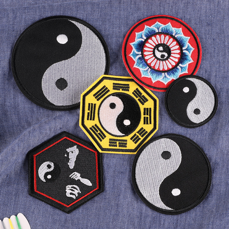 Factory direct computer embroidery logo badge clothing accessories Taiji gossip cloth paste cloth Factory direct computer embroidery logo badge clothing accessories Taiji gossip cloth paste cloth