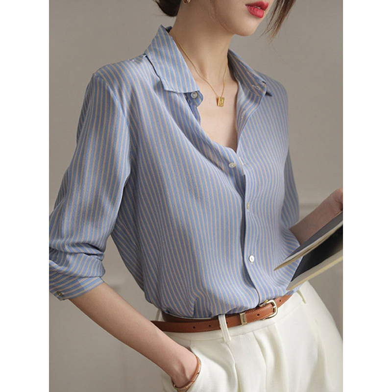 Blue Striped Shirt for Women 2026 Spring and Summer New Hong Kong Style Retro Loose Slimming Casual Workwear Long-Sleeved Shirt