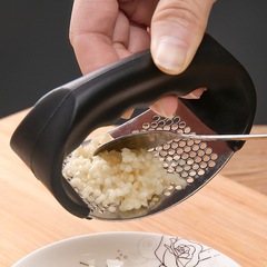 Stainless Steel Ring Garlic Press Kitchen Fast and Simple Garlic Crushing Tool Manual Garlic Mashing Master