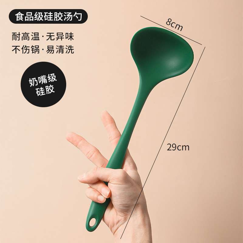 Venta al por mayor sartén antiadherente para el hogar silicona pala China pala resistente a altas temperaturas pala cuchara traje colador cuchara de sopa traje de cocina conjunto de cinco piezas