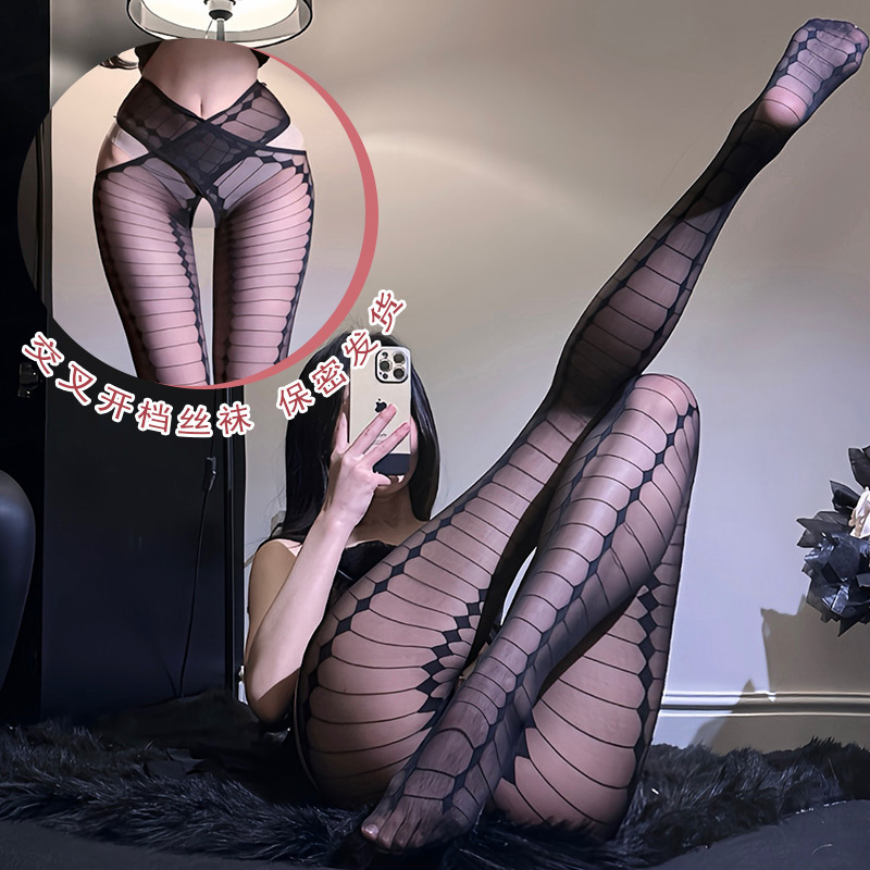 Night Fun Sexy Stockings, Feminine Temptation, Open Black Stockings, Passionate Tear-Free, No-Take-Off Stripesd Cross Large Size Pantyhose