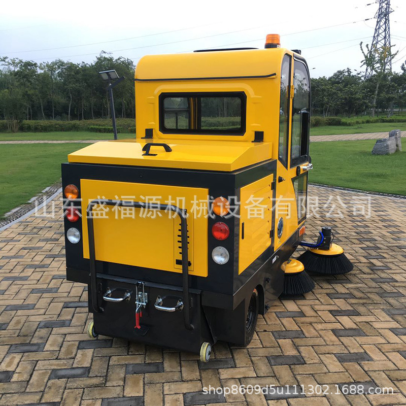 厂家直销电动全封闭三轮五刷扫地车 小区物业垃圾清扫车
