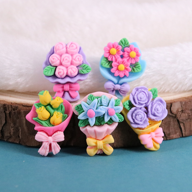 Cartoon bouquet of flowers resin accesso...