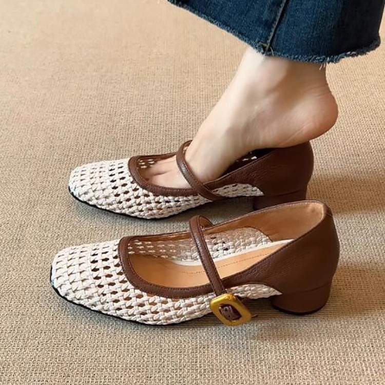 Direct leverbaar: Vintage zachte leren geweven Mary Jane schoenen met holle vorm voor dames, platte vierkante neus en stevige hak._voghion.com