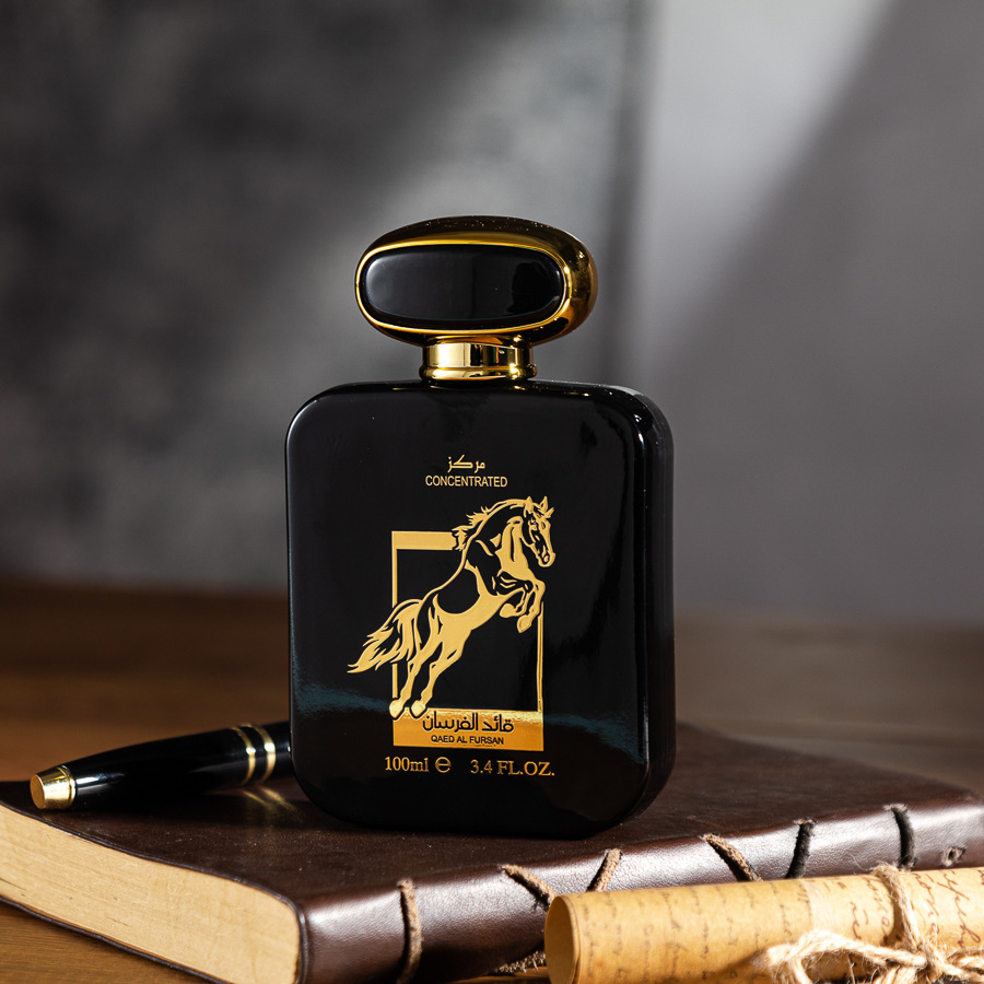 Neues heißes Parfüm Cross Border Charm Herren Pony Blumenfruchtduft Frischer Naher Osten Philippinen Langlebiges Eau de Toilette_voghion.com