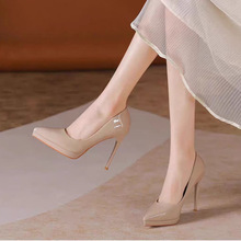 2025韩版高跟鞋黑色春秋新款尖头单鞋女细跟浅口防水台高跟时装鞋