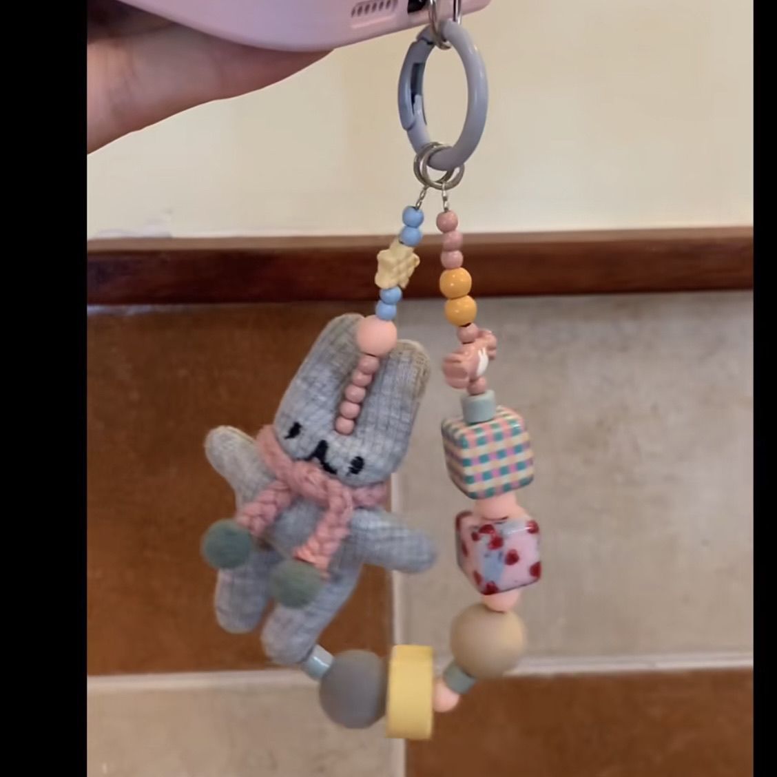 Heavy-duty knitted bunny phone case lanyard, retro niche keychain, bag charm, camera decoration