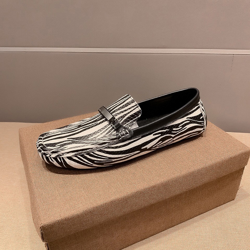2024 nuevos zapatos Bean para hombres zapatos de zebra zapatos de cuero para hombres de tendencia de moda europea zapatos de alta calidad para hombres
