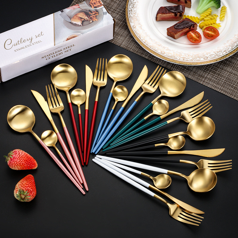 Transfronterizo Amazon mango redondo portugués cuchillo y tenedor cuchara set de platos de acero inoxidable mate cuchillo y tenedor de filete set 24 piezas