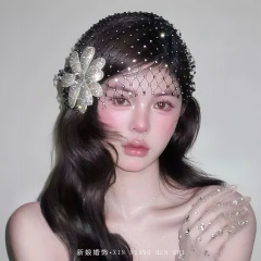 新しいフレンチレトロエレガントな輝くダイヤモンドフラワーヘアアクセサリー帽子ハイエンドライトラグジュアリーセレブスタイルドレスヘッドドレス