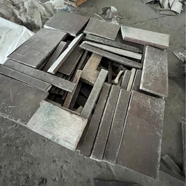 其他炉料;其他废金属;废铁