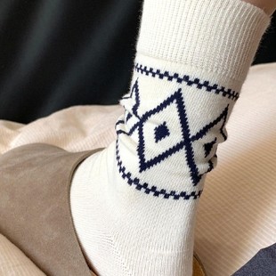 British College Xizang Blue Grey Ankra Red Ins All-match Simple Rhomboid Japanese Vintage Mid-barrel Stacked Socks