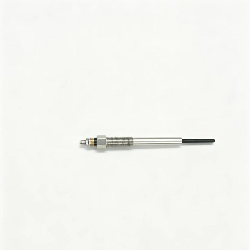 8-94390777-D is suitable for ISUZU ELF700P truck NPR-700P 24V preheating plug