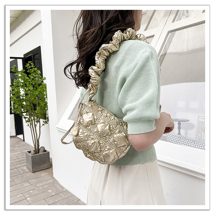 Koreaanse versie Exquise glanzende geplooide okseltas Mini Cloud Bag Niche Crossbody Bag Damestas High-end kleine tas_voghion.com