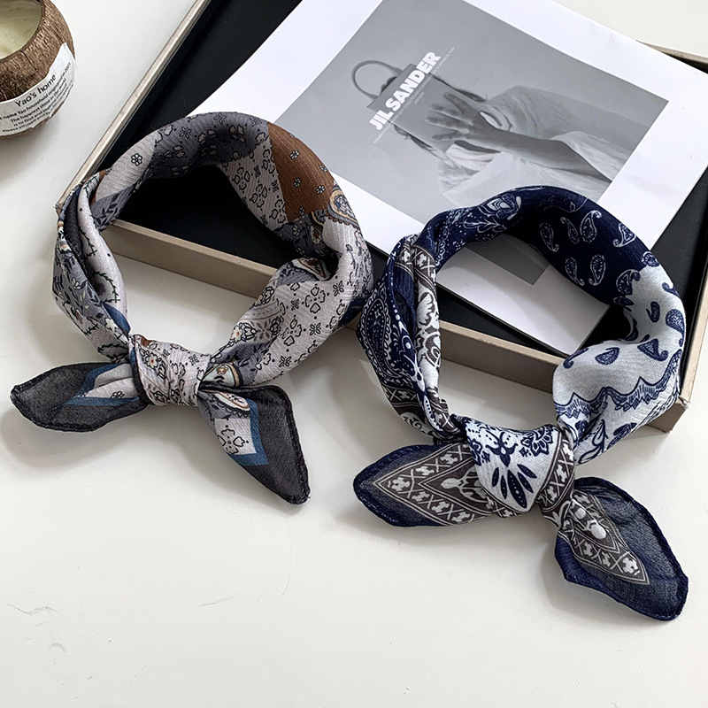 Bufandas de seda cuadrada alta sensación2025 nuevo algodón y lino pequeño bufandas cuadradas de decoración suave bufandas de seda al por mayor