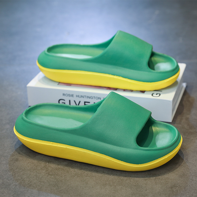 Pantuflas para hombres en verano, sentido de la mierda, uso externo 2024, nuevo interior para el hogar, plataforma antideslizante, pantuflas de eva, ventas directas de fábrica