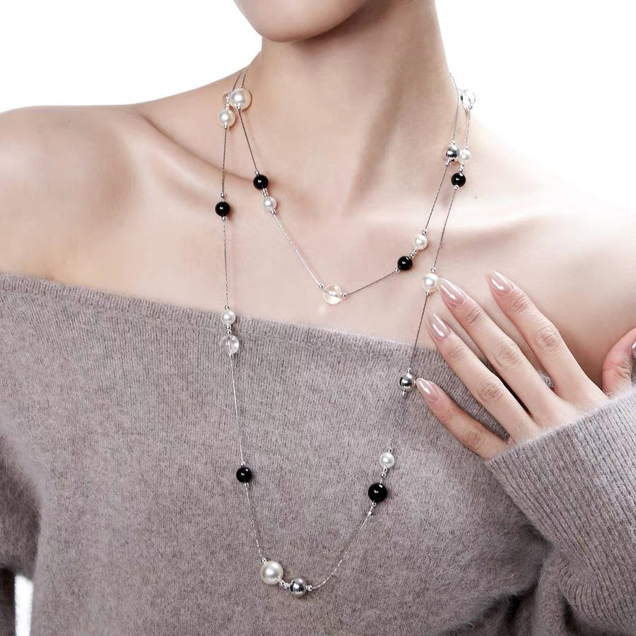 Elegant Black White Pearl Necklace Women Long Multi-Wear wash sweater Chain Lightweight Luxury Clavicle Necklace Fashion Accessory display picture 6