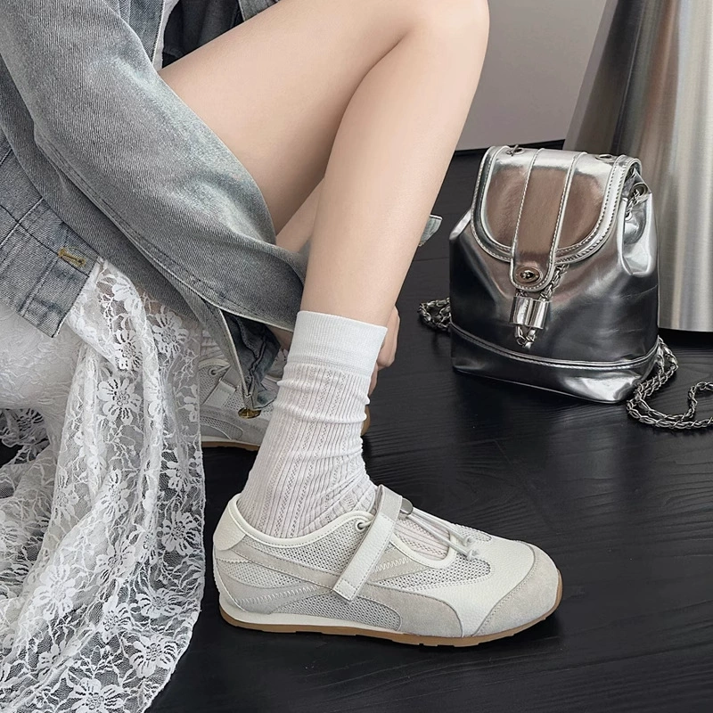 Балет ретро-стиль Xiaozhun Maryen Женские туфли 2025 Летние тонкие дышащие сетчатые дикие легкие туфли