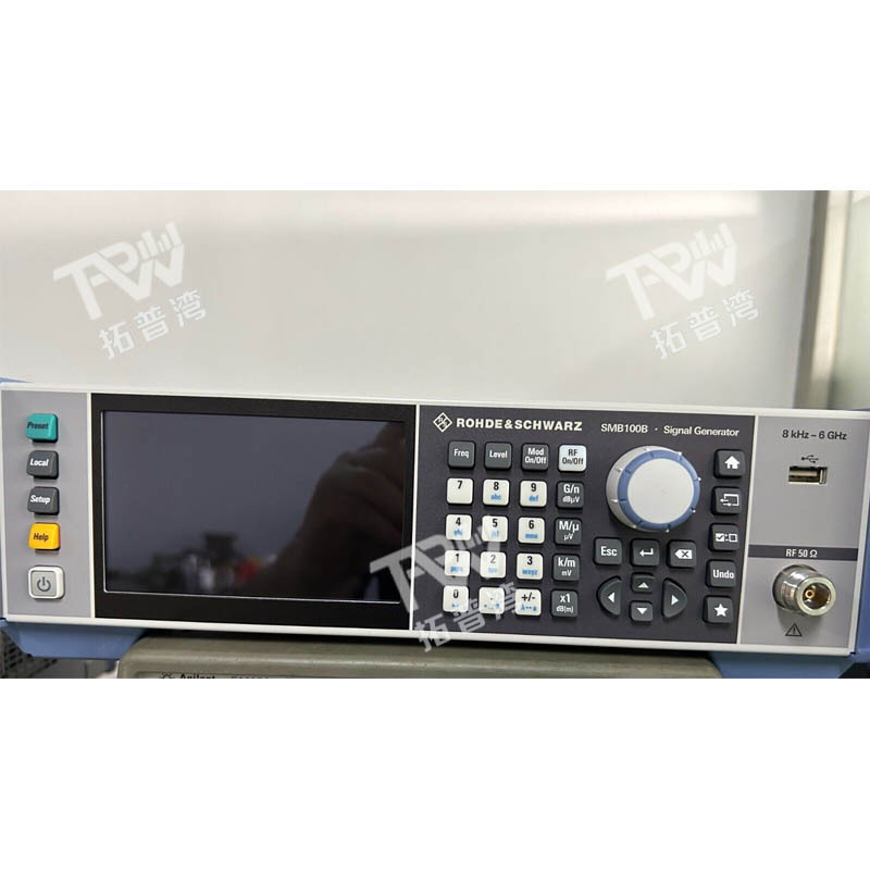 罗德与施瓦茨 8 kHz 至 6 GHz SMB100B 射频信号发生器