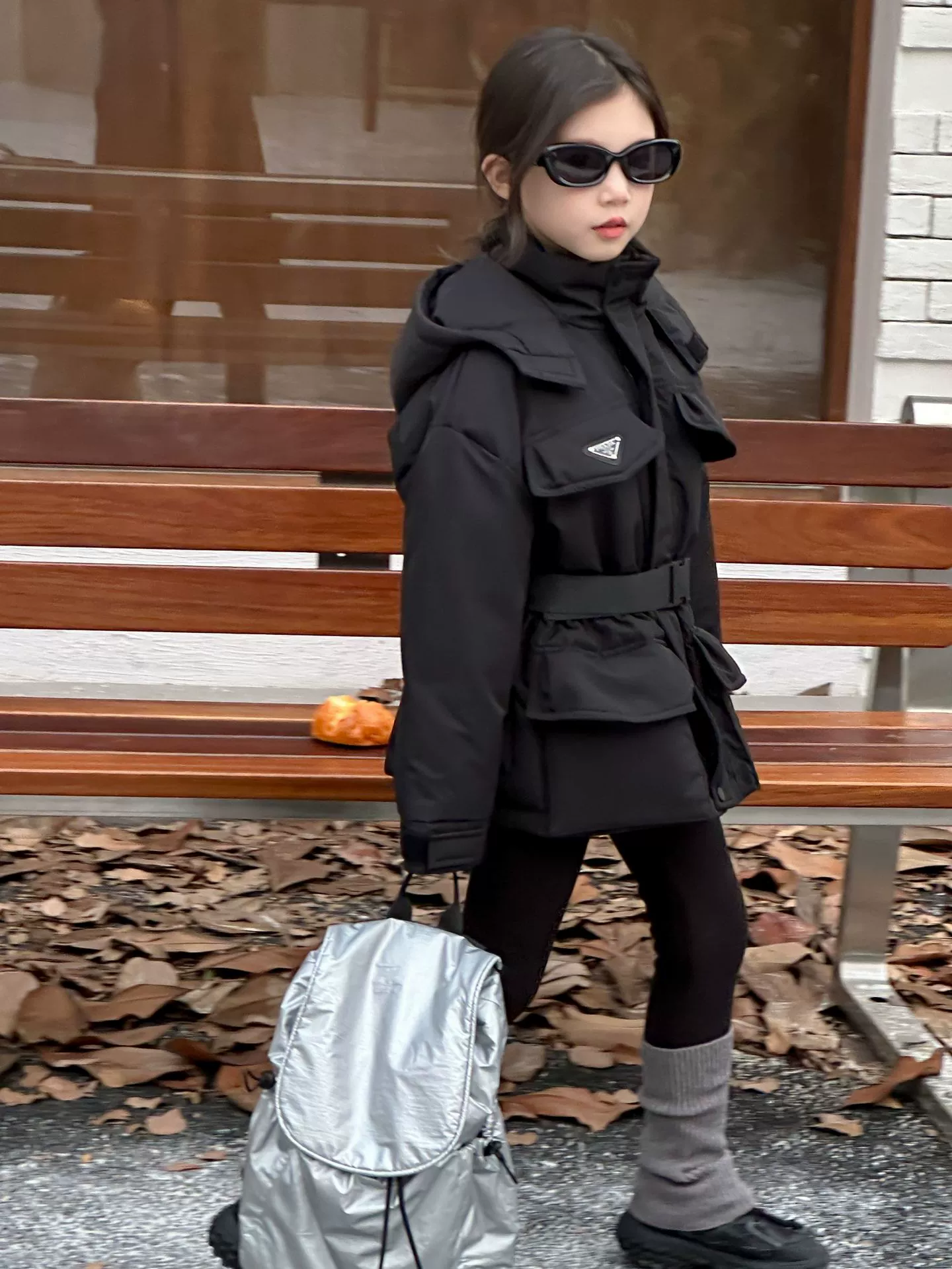 Winter brace with hood, children's down jacket