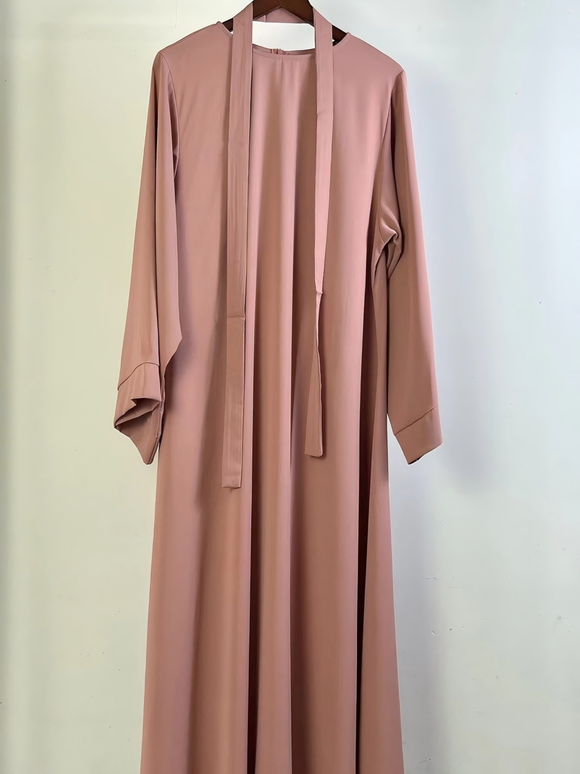 Elegant Maxi Dress for Women Long Sleeve Lightweight Chiffon Evening Gown Flattering Design Flowy Party Dress_ecoleips.com