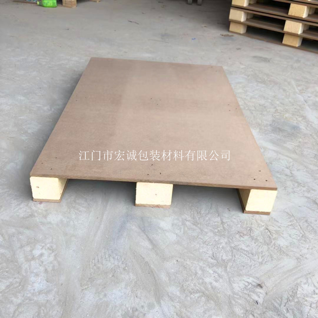 肇庆免熏蒸地台板厂家大量直供密度板卡板中纤板托盘纤维板地台板