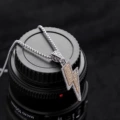 Full rhinestone lightning bolt + 3.0*70cm pearl chain