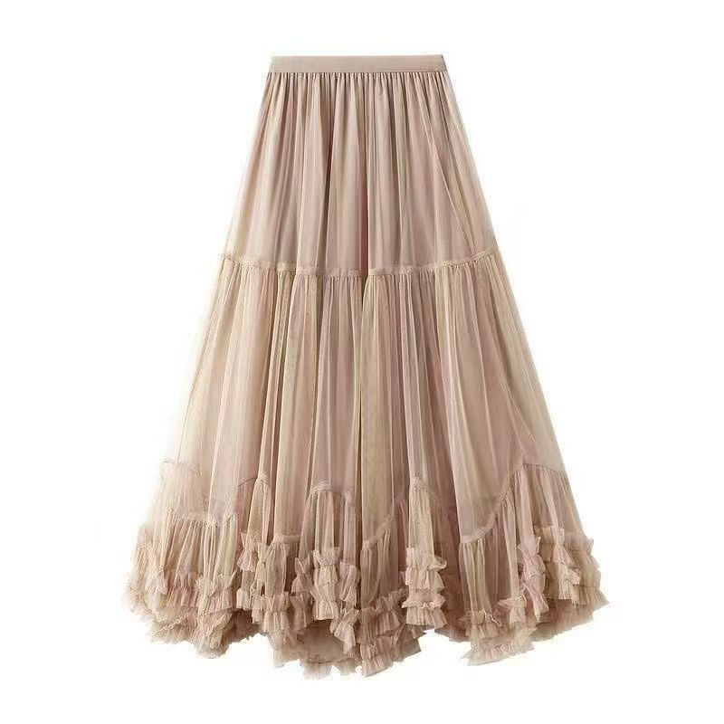 Fashionable Mesh Skirt with an Oversized Hem, Sweet Ruffled Edges, A-Line, Large Flared Skirt with a Flowy Drape Fashionable Mesh Skirt with an Oversized Hem, Sweet Ruffled Edges, A-Line, Large Flared Skirt with a Flowy Drape