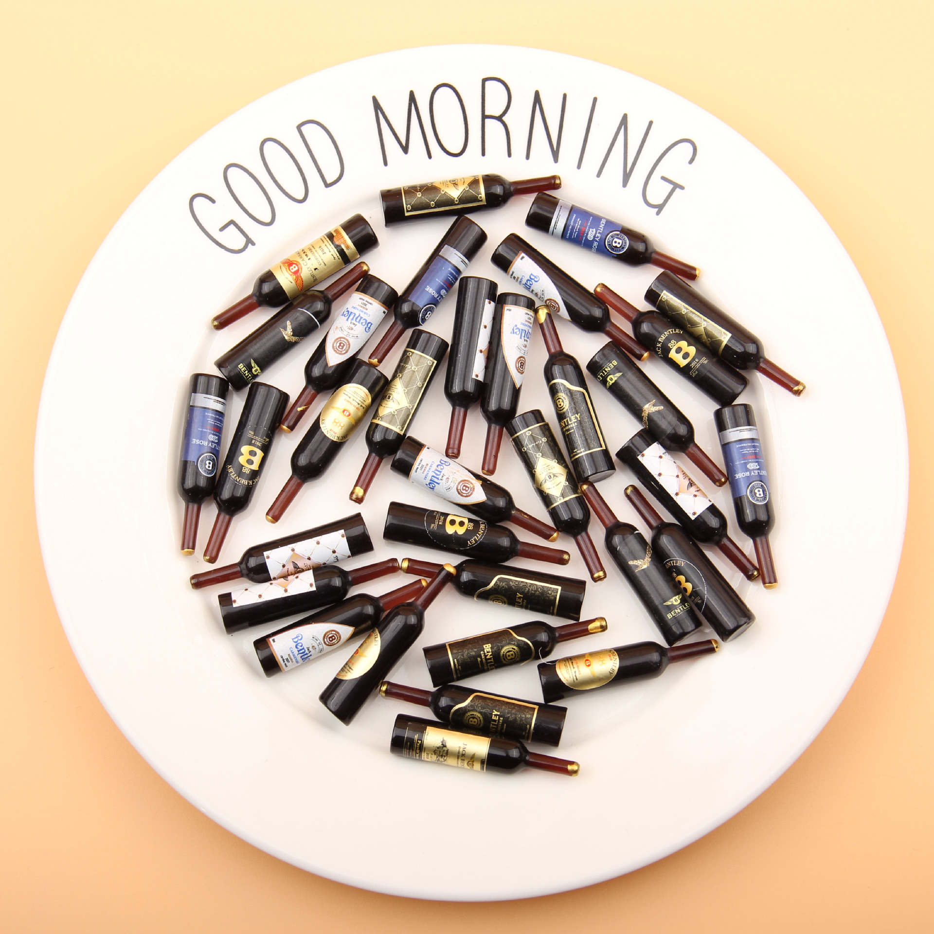 Dollhouse1: 12 Mini vino tinto cocina miniatura imitación botella de vino modelo ob11 colgante