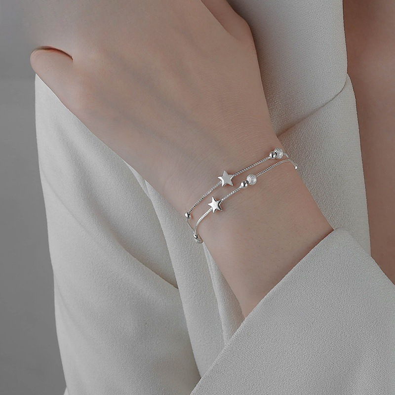 Minimalist Layered Bracelet Set, Stackable And Hypoallergenic_voghion.com