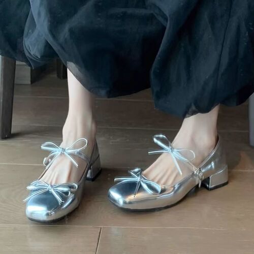 Evening wind square bow silver single shoes French Little Shaggy Mary Jane shoes chickpea shoes 2025 spring and autumn new style