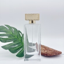 ���Nֱ�l100ml��ˮƿ͸��ƿ���ɫ�w�ķ��ζ�߅���¿�͸����ˮƿ