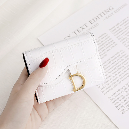 European and American fashionable crocodile pattern cowhide texture women's card holder with multiple card slots and anti-degaussing function driver's license holder