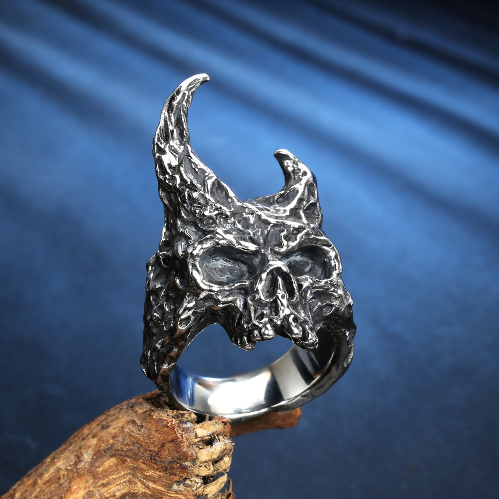 Daily, Street Occasion Titanium Steel Material Halloween Festival Punk Skull Titanium Steel Polishing Halloween Men'S Rings