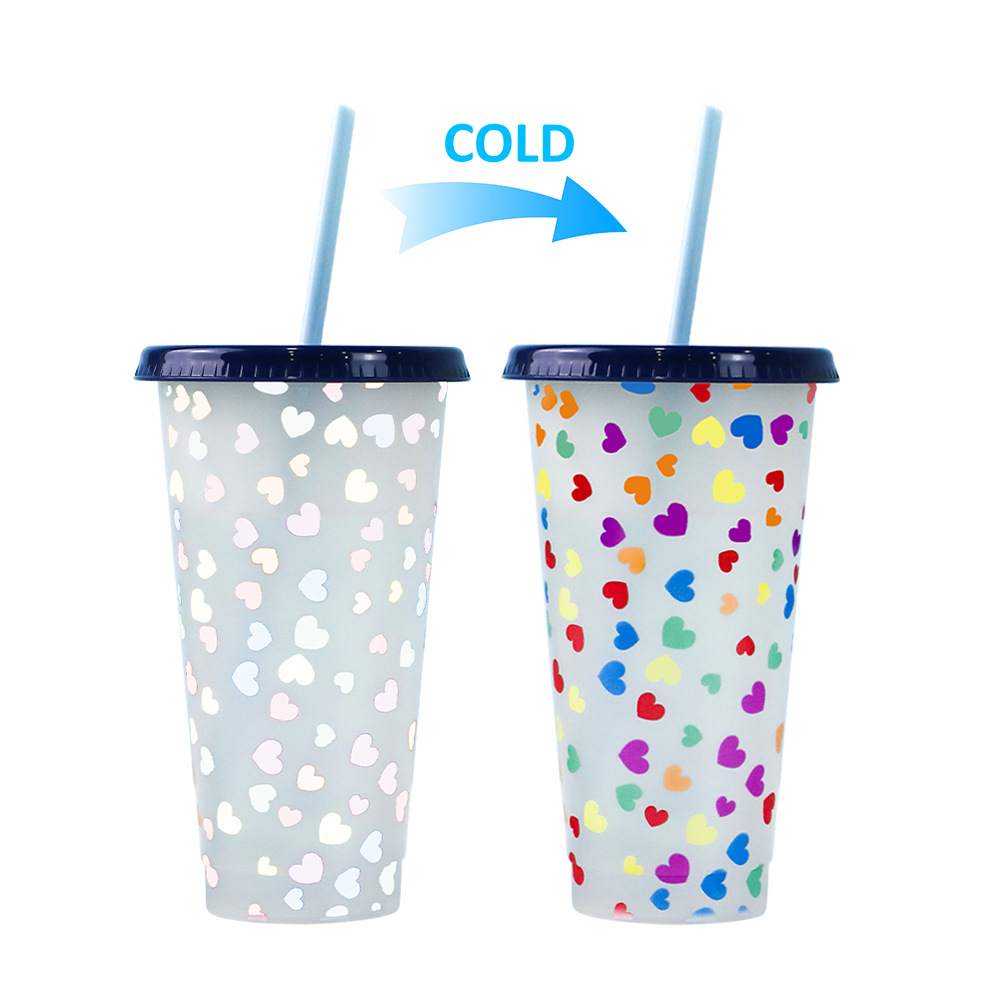 Spot transfronterizo de 710ml taza de plástico de color frío de gran capacidad PP taza de té con leche bebida fría con taza de paja con fábrica de inspección NBCU