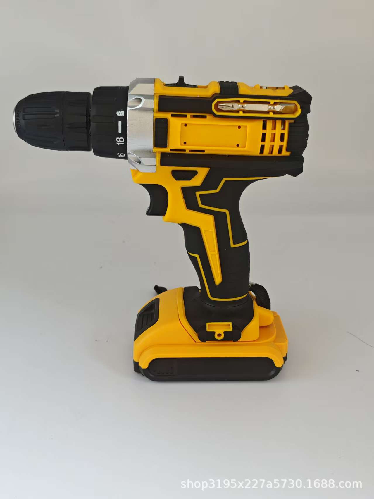 베어메탈(배터리 충전기 제외)