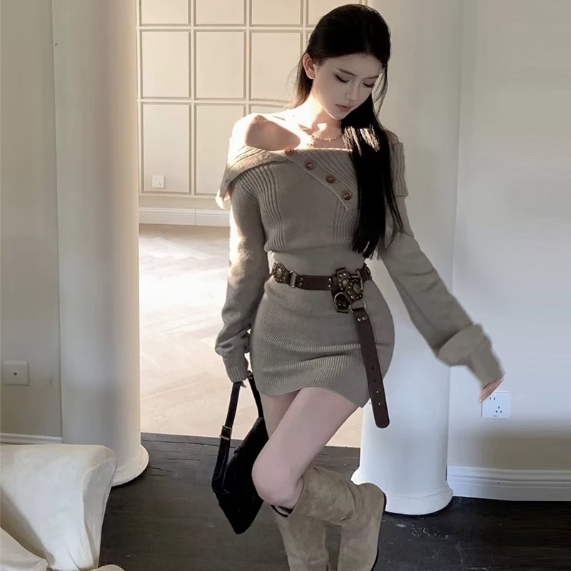 针织连衣裙女秋冬2025年新款时尚毛衣裙露肩显身材小个子包臀裙子|undefined