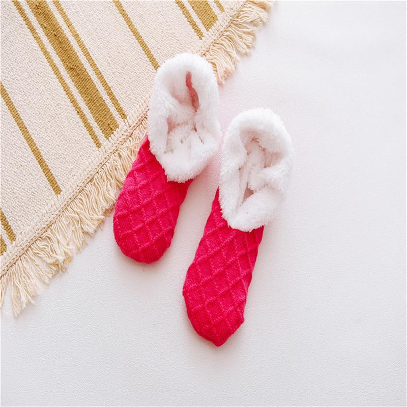 Calcetines de piso de las mujeres de lana de cordero de dispensación de color caramelo calcetines de alfombra otoño e invierno cálido calcetines de las mujeres zapatos calcetines