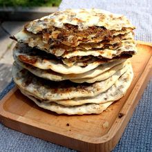 黄山烧饼梅菜扣肉饼安徽特产梅干菜烧饼锅盔酥脆饼薄饼零食小吃