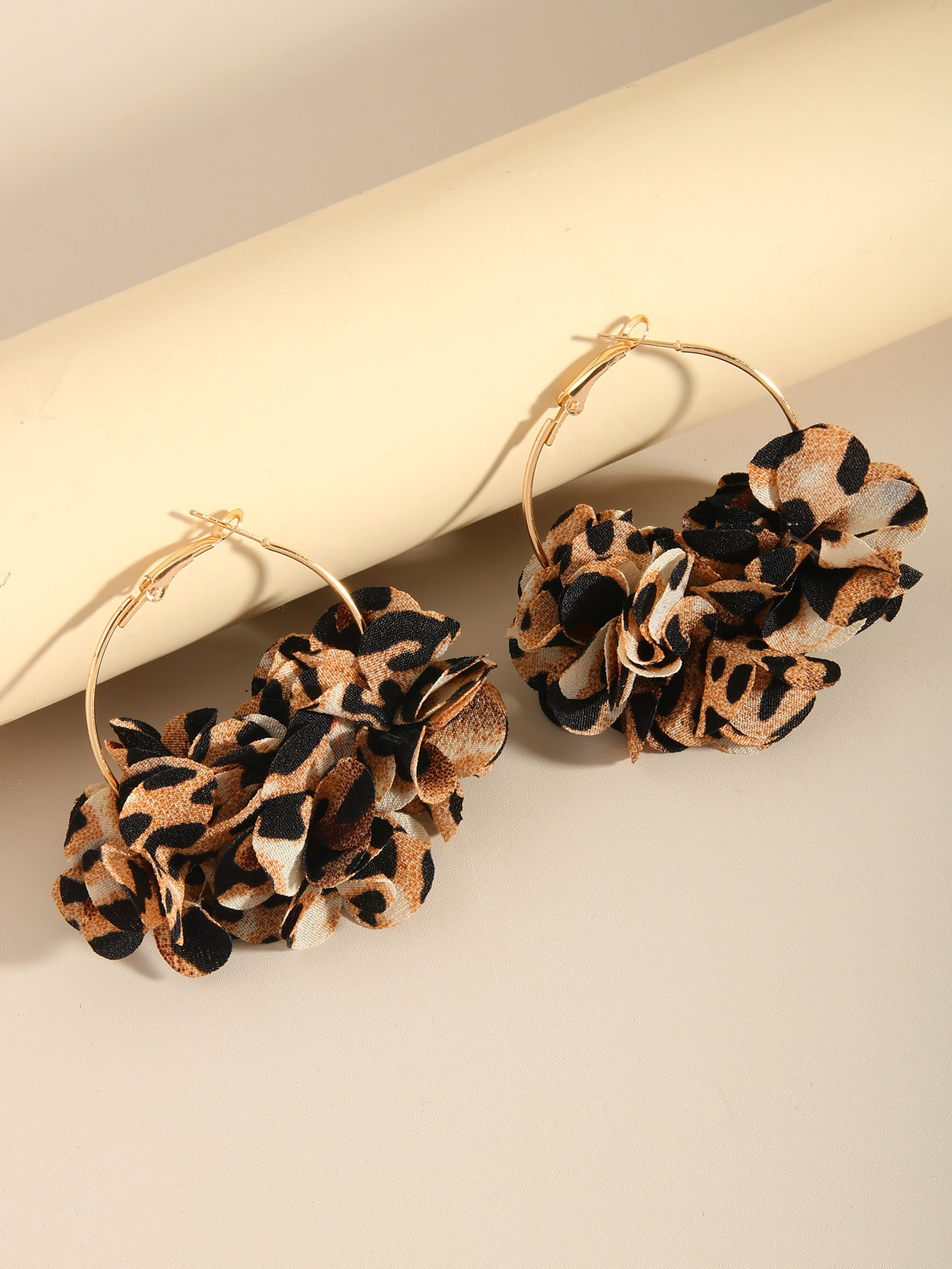 1 Pair Quantity Holiday, Selfie Occasion Alloy, Mixed materials Material 1 Pair Elegant Lady Geometric Leopard Printing Alloy Mixed Materials Earrings