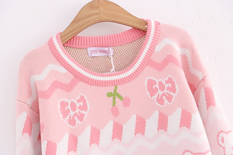 Sweater Image 8