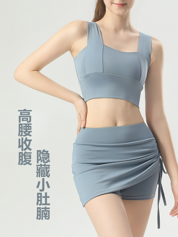 女性用の新しいしわのあるスポーツスカート、露出防止、ハイウエスト、ヒップリフティング、ランニング、偽ツーピースヨガタイトフィットネスパンツ、夏|undefined