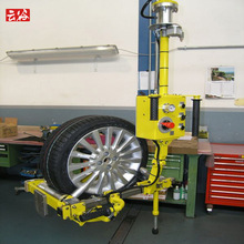 非標定制輪胎搬運機械手汽車零配件搬運設備氣動助力機械手臂