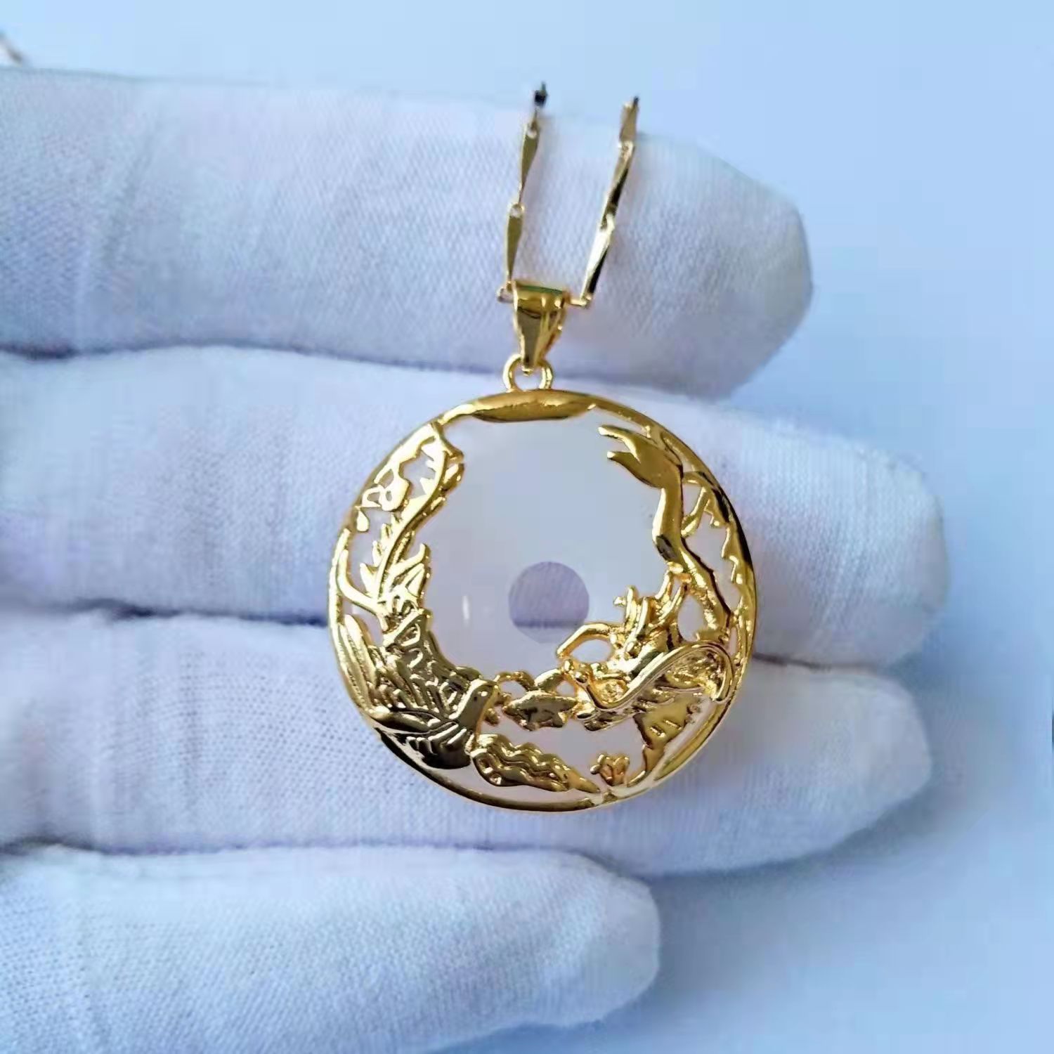 Vietnamese Dragon And Phoenix White Chalcedony Pendant Necklace_voghion.com