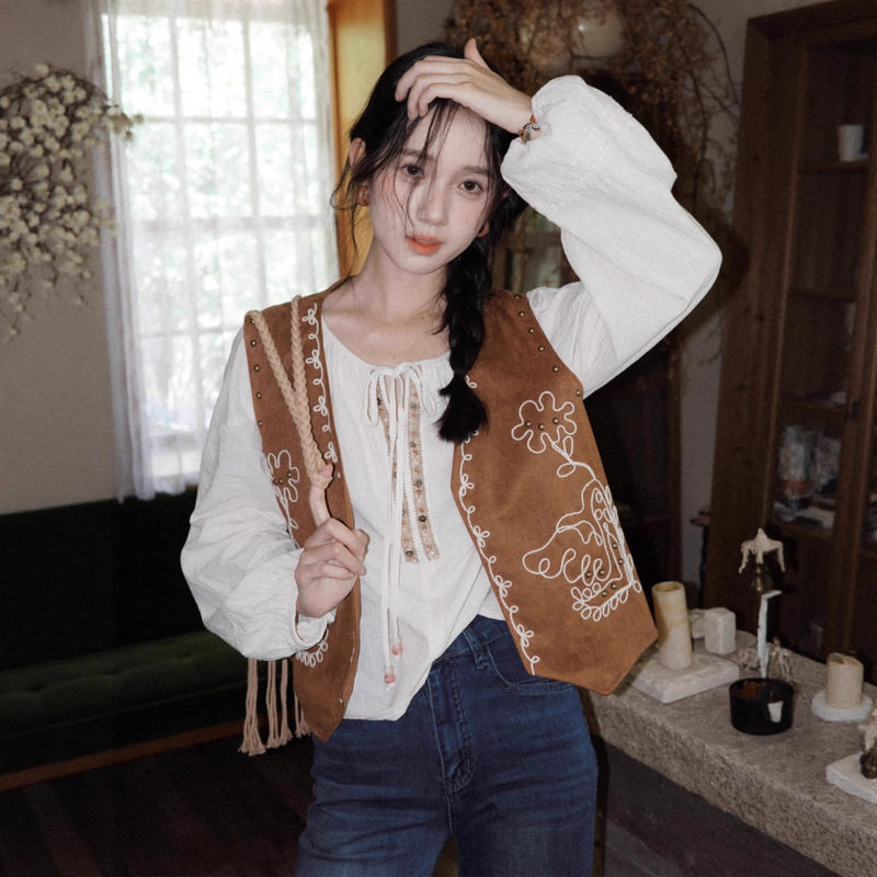 Dream Horse Heavy Industry Embroidered Vest Women's 2025 Spring and Autumn New Exotic Style Suede Cardigan Ethnic Style Wear