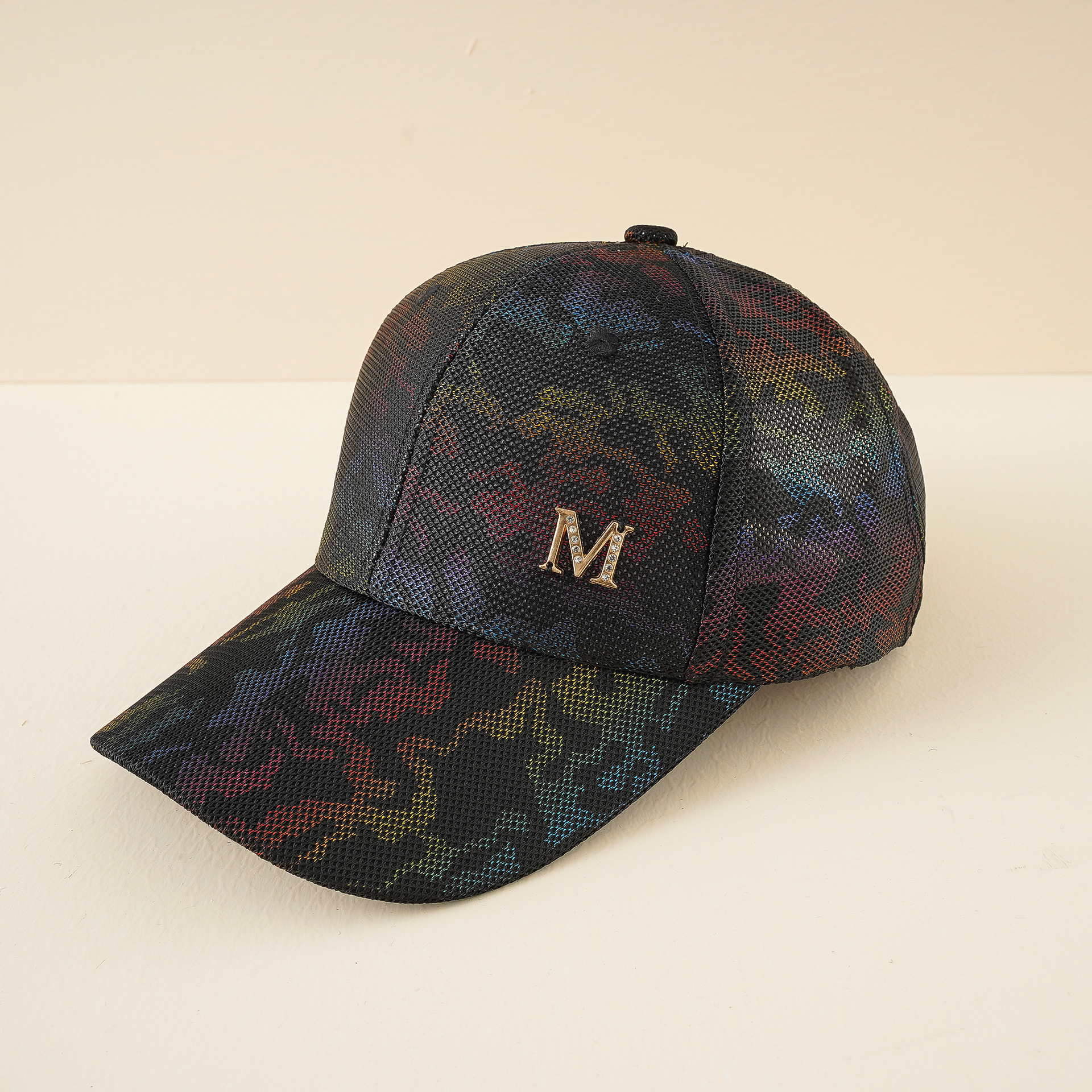 Gorra de béisbol de verano La costura de malla fina de moda retro de las mujeres a prueba de sol alcanzó la gorra con letras