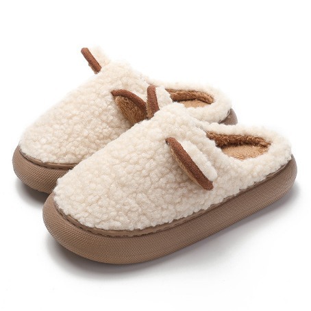 Venta al por mayor 2110 oso de peluche Zapatillas de algodón Otoño e Invierno de las mujeres lindas zapatos de confinamiento interior pareja casa antideslizante felpa